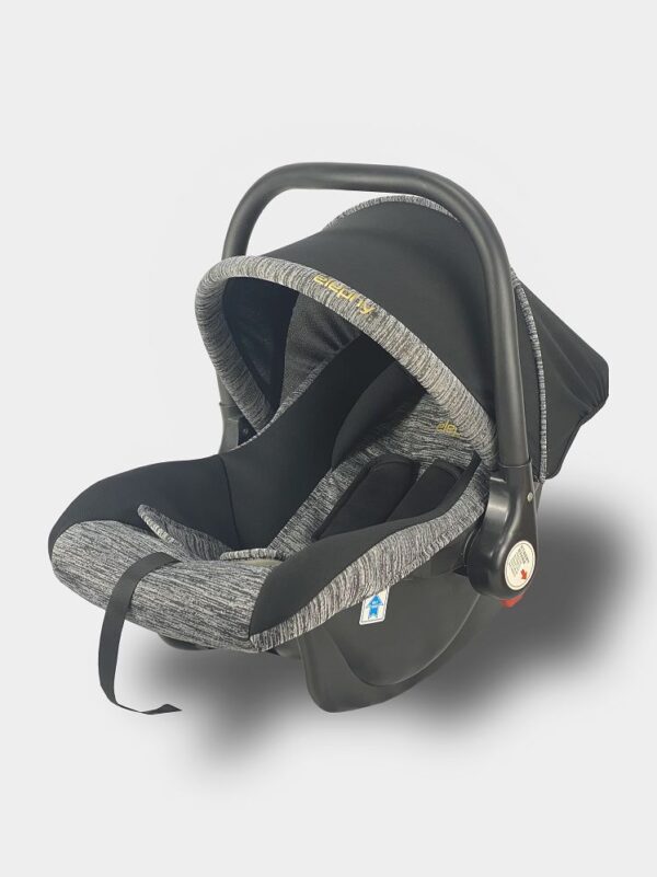 Car Seats - Image 3