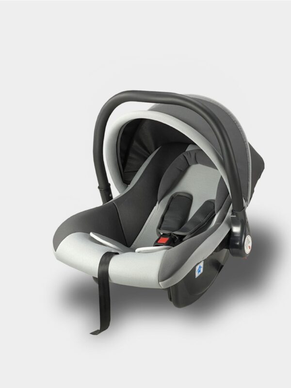 Car Seats - Image 2